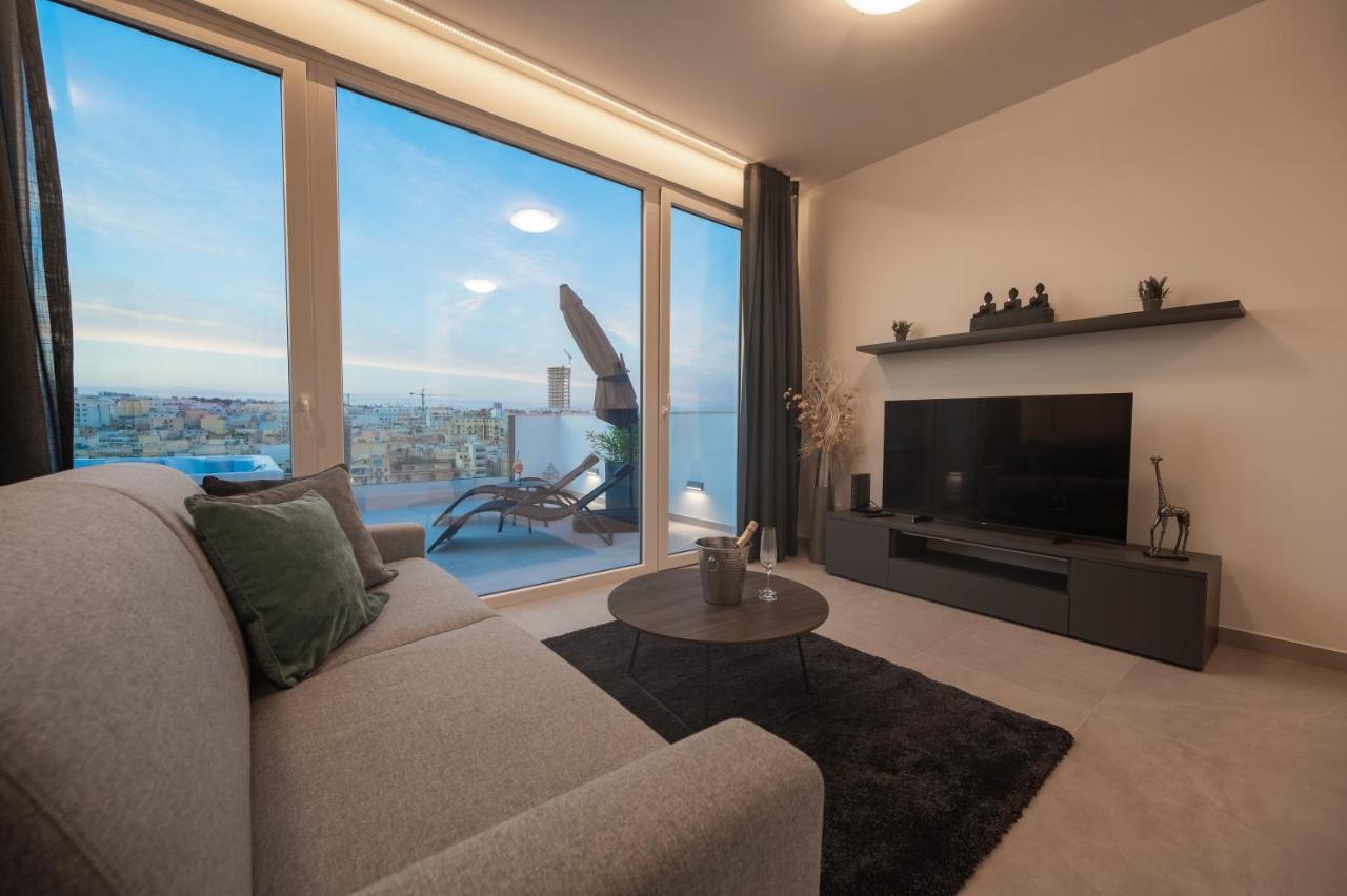 The Address Seafront Suites With Hot Tub Pietà 외부 사진