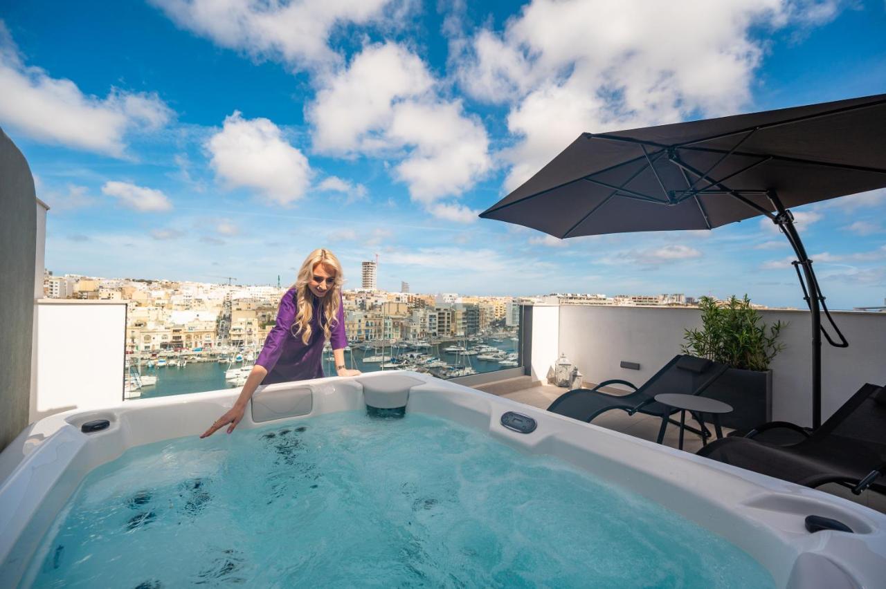 The Address Seafront Suites With Hot Tub Pietà 외부 사진
